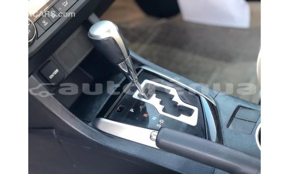 Acheter Import Voiture Toyota Corolla Blanc à Import - Dubai, Marquesas Acheter Import Voiture Toyota Corolla Blanc à Import - Dubai, Marquesas