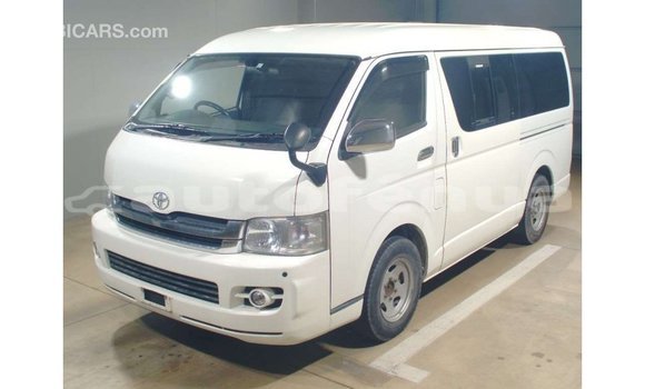 Buy Import Toyota Hiace White Car in Import - Dubai in Marquesas Buy Import Toyota Hiace White Car in Import - Dubai in Marquesas