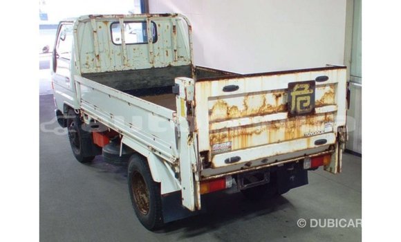 Buy Import Toyota Dyna White Car in Import - Dubai in Marquesas Buy Import Toyota Dyna White Car in Import - Dubai in Marquesas