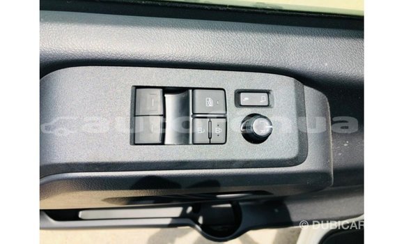 Acheter Import Voiture Toyota Hiace Blanc à Import - Dubai, Marquesas Acheter Import Voiture Toyota Hiace Blanc à Import - Dubai, Marquesas