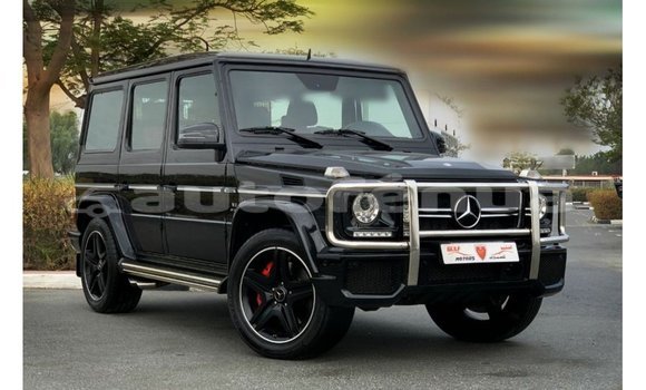 Buy Import Mercedes-Benz 190 Black Car in Import - Dubai in Marquesas