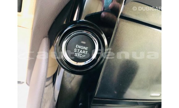 Acheter Import Voiture Toyota Prado Blanc à Import - Dubai, Marquesas Acheter Import Voiture Toyota Prado Blanc à Import - Dubai, Marquesas