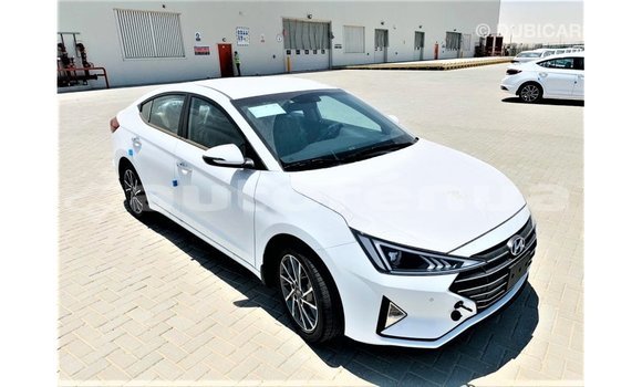 Acheter Import Voiture Hyundai Elantra Blanc à Import - Dubai, Marquesas Acheter Import Voiture Hyundai Elantra Blanc à Import - Dubai, Marquesas