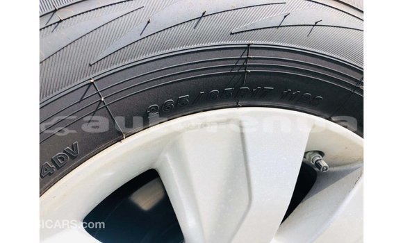 Acheter Import Voiture Toyota Hilux Blanc à Import - Dubai, Marquesas Acheter Import Voiture Toyota Hilux Blanc à Import - Dubai, Marquesas