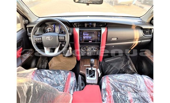 Acheter Import Voiture Toyota Fortuner Blanc à Import - Dubai, Marquesas Acheter Import Voiture Toyota Fortuner Blanc à Import - Dubai, Marquesas