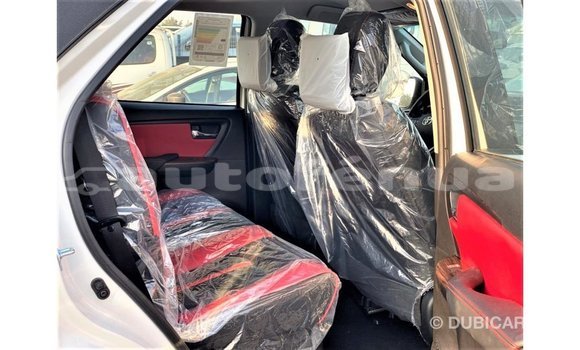 Acheter Import Voiture Toyota Fortuner Blanc à Import - Dubai, Marquesas Acheter Import Voiture Toyota Fortuner Blanc à Import - Dubai, Marquesas