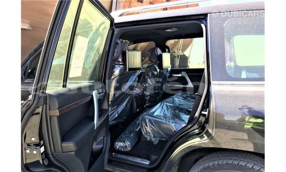 Acheter Import Voiture Toyota Land Cruiser Noir à Import - Dubai, Marquesas Acheter Import Voiture Toyota Land Cruiser Noir à Import - Dubai, Marquesas