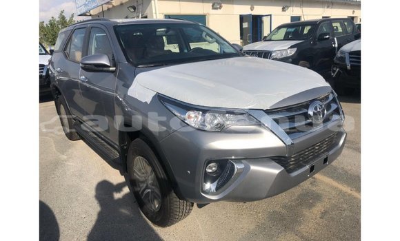 Acheter Import Voiture Toyota Fortuner Autre à Import - Dubai, Marquesas Acheter Import Voiture Toyota Fortuner Autre à Import - Dubai, Marquesas