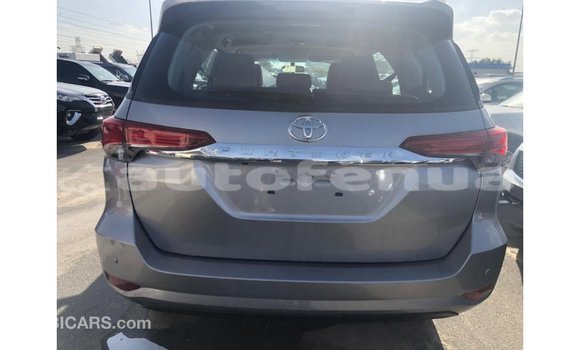 Acheter Import Voiture Toyota Fortuner Autre à Import - Dubai, Marquesas Acheter Import Voiture Toyota Fortuner Autre à Import - Dubai, Marquesas