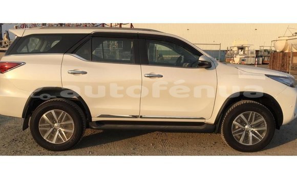 Acheter Import Voiture Toyota Fortuner Autre à Import - Dubai, Marquesas Acheter Import Voiture Toyota Fortuner Autre à Import - Dubai, Marquesas