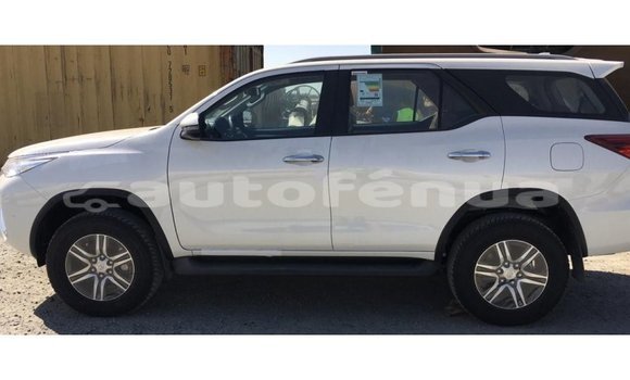 Buy Import Toyota Fortuner White Car in Import - Dubai in Marquesas Buy Import Toyota Fortuner White Car in Import - Dubai in Marquesas
