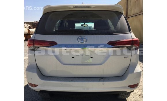 Buy Import Toyota Fortuner White Car in Import - Dubai in Marquesas Buy Import Toyota Fortuner White Car in Import - Dubai in Marquesas