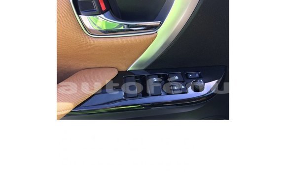 Buy Import Toyota Fortuner White Car in Import - Dubai in Marquesas Buy Import Toyota Fortuner White Car in Import - Dubai in Marquesas