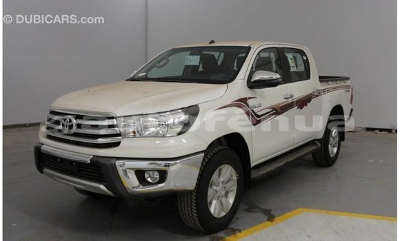 Acheter Import Voiture Toyota Hilux Blanc à Import - Dubai, Marquesas Acheter Import Voiture Toyota Hilux Blanc à Import - Dubai, Marquesas