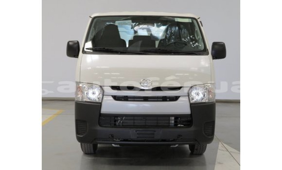 Buy Import Toyota Hiace White Car in Import - Dubai in Marquesas