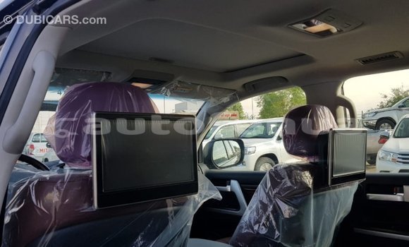 Acheter Import Voiture Toyota Land Cruiser Noir à Import - Dubai, Marquesas Acheter Import Voiture Toyota Land Cruiser Noir à Import - Dubai, Marquesas