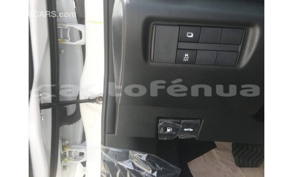 Acheter Import Voiture Nissan Sunny Blanc à Import - Dubai, Marquesas Acheter Import Voiture Nissan Sunny Blanc à Import - Dubai, Marquesas