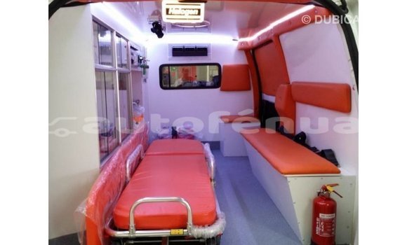 Acheter Import Voiture Toyota Hiace Blanc à Import - Dubai, Marquesas Acheter Import Voiture Toyota Hiace Blanc à Import - Dubai, Marquesas