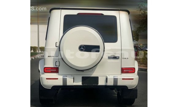 Acheter Import Voiture Mercedes-Benz 190 Blanc à Import - Dubai, Marquesas Acheter Import Voiture Mercedes-Benz 190 Blanc à Import - Dubai, Marquesas