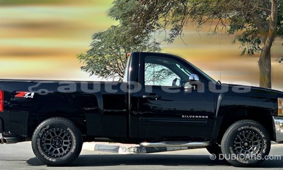 Acheter Import Voiture Chevrolet Silverado Noir à Import - Dubai, Marquesas Acheter Import Voiture Chevrolet Silverado Noir à Import - Dubai, Marquesas