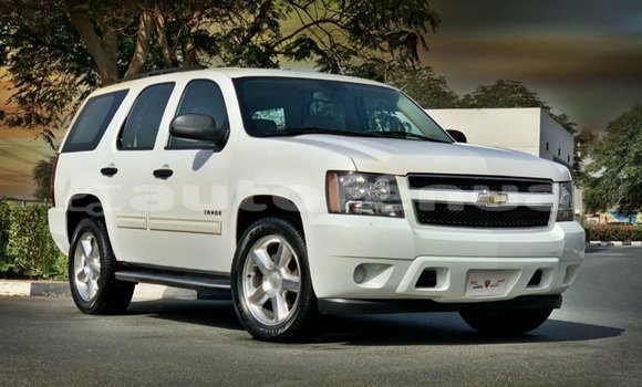 Buy Import Chevrolet Tahoe White Car in Import - Dubai in Marquesas Buy Import Chevrolet Tahoe White Car in Import - Dubai in Marquesas