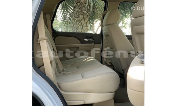 Acheter Import Voiture Chevrolet Tahoe Blanc à Import - Dubai, Marquesas Acheter Import Voiture Chevrolet Tahoe Blanc à Import - Dubai, Marquesas