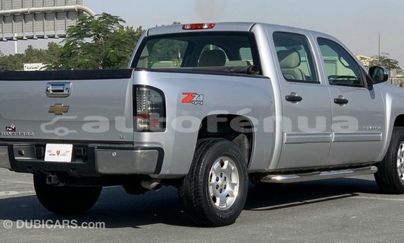 Acheter Import Voiture Chevrolet Silverado Autre à Import - Dubai, Marquesas Acheter Import Voiture Chevrolet Silverado Autre à Import - Dubai, Marquesas