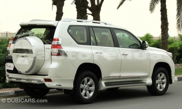 Acheter Import Voiture Toyota Prado Blanc à Import - Dubai, Marquesas Acheter Import Voiture Toyota Prado Blanc à Import - Dubai, Marquesas