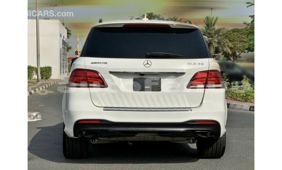 Acheter Import Voiture Mercedes-Benz GLE Blanc à Import - Dubai, Marquesas Acheter Import Voiture Mercedes-Benz GLE Blanc à Import - Dubai, Marquesas