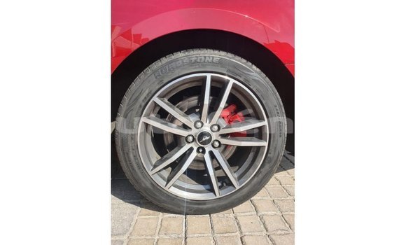 Acheter Import Voiture Ford Mustang Rouge à Import - Dubai, Marquesas Acheter Import Voiture Ford Mustang Rouge à Import - Dubai, Marquesas