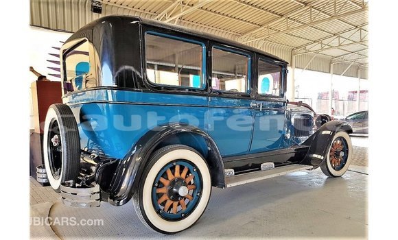 Acheter Import Voiture Buick Electra Bleu à Import - Dubai, Marquesas Acheter Import Voiture Buick Electra Bleu à Import - Dubai, Marquesas