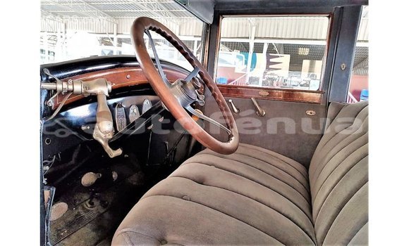 Acheter Import Voiture Buick Electra Bleu à Import - Dubai, Marquesas Acheter Import Voiture Buick Electra Bleu à Import - Dubai, Marquesas