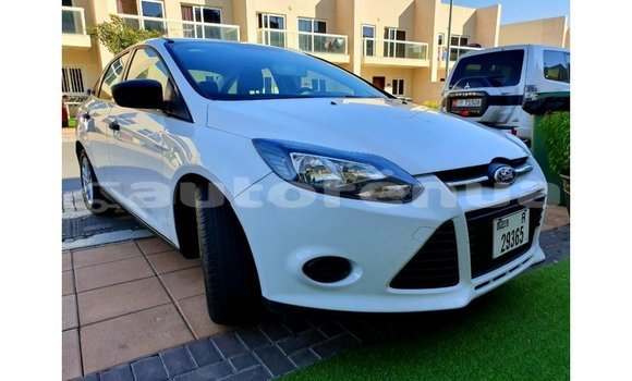 Medium with watermark ford focus marquesas import dubai 4251