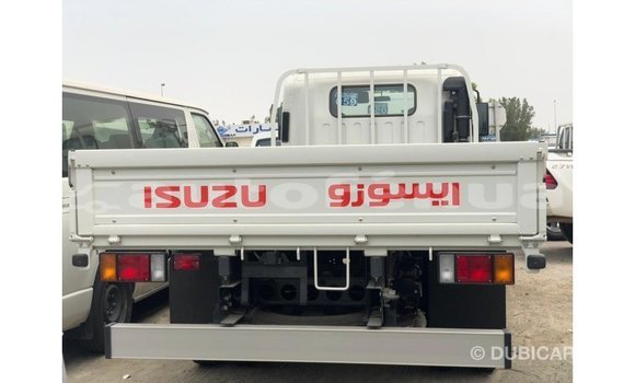 Acheter Import Voiture Isuzu Rodeo Blanc à Import - Dubai, Marquesas Acheter Import Voiture Isuzu Rodeo Blanc à Import - Dubai, Marquesas