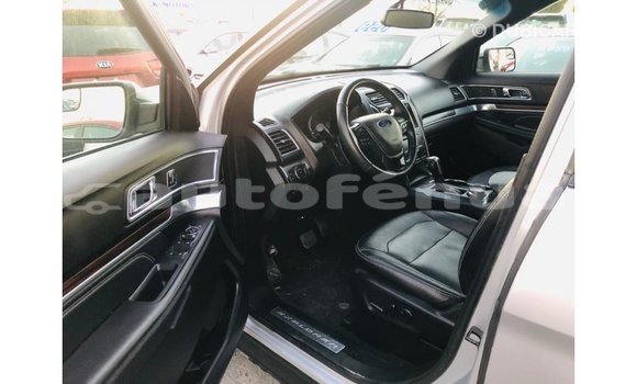 Acheter Import Voiture Ford Explorer Autre à Import - Dubai, Marquesas Acheter Import Voiture Ford Explorer Autre à Import - Dubai, Marquesas