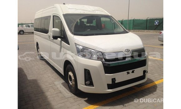 Acheter Import Voiture Toyota Hiace Blanc à Import - Dubai, Marquesas Acheter Import Voiture Toyota Hiace Blanc à Import - Dubai, Marquesas