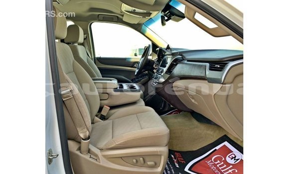 Acheter Import Voiture Chevrolet Tahoe Blanc à Import - Dubai, Marquesas Acheter Import Voiture Chevrolet Tahoe Blanc à Import - Dubai, Marquesas