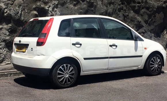 Acheter Occasion Voiture Ford Fiesta Autre à Tikehau, Tuamotu