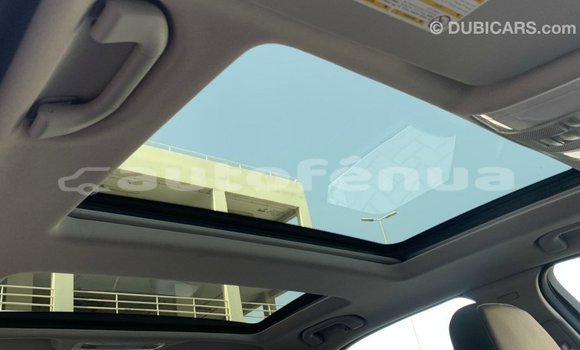 Acheter Import Voiture Mercedes-Benz 200 Bleu à Import - Dubai, Marquesas Acheter Import Voiture Mercedes-Benz 200 Bleu à Import - Dubai, Marquesas