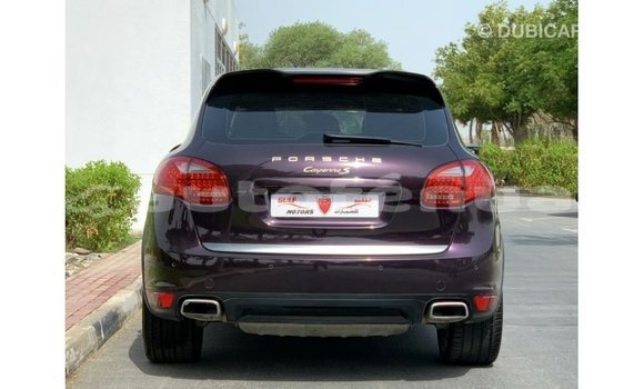 Acheter Import Voiture Porsche Cayenne Autre à Import - Dubai, Marquesas Acheter Import Voiture Porsche Cayenne Autre à Import - Dubai, Marquesas