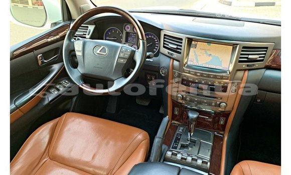 Buy Import Lexus LX White Car in Import - Dubai in Marquesas Buy Import Lexus LX White Car in Import - Dubai in Marquesas