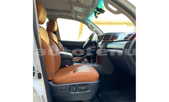 Buy Import Lexus LX White Car in Import - Dubai in Marquesas Buy Import Lexus LX White Car in Import - Dubai in Marquesas