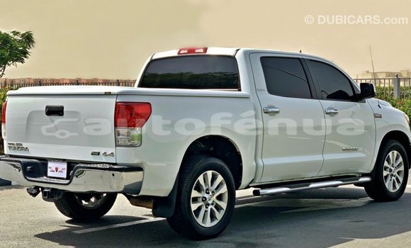 Acheter Import Voiture Toyota Tundra Blanc à Import - Dubai, Marquesas Acheter Import Voiture Toyota Tundra Blanc à Import - Dubai, Marquesas