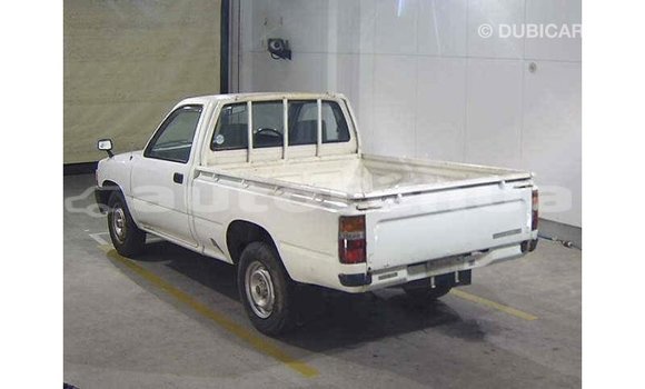 Buy Import Toyota Hilux White Car in Import - Dubai in Marquesas Buy Import Toyota Hilux White Car in Import - Dubai in Marquesas