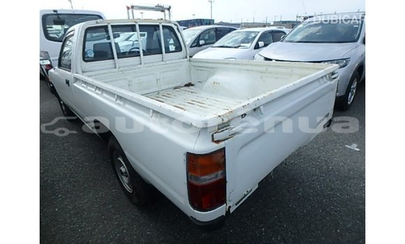 Buy Import Toyota Hilux White Car in Import - Dubai in Marquesas Buy Import Toyota Hilux White Car in Import - Dubai in Marquesas