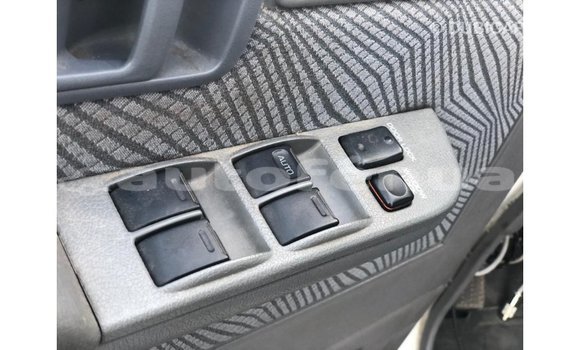 Acheter Import Voiture Toyota Land Cruiser Blanc à Import - Dubai, Marquesas Acheter Import Voiture Toyota Land Cruiser Blanc à Import - Dubai, Marquesas