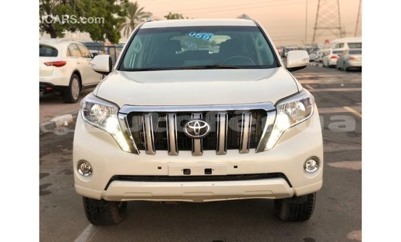 Acheter Import Voiture Toyota Prado Blanc à Import - Dubai, Marquesas Acheter Import Voiture Toyota Prado Blanc à Import - Dubai, Marquesas