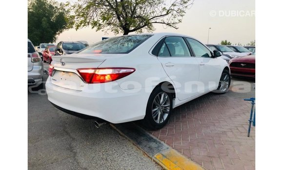 Acheter Import Voiture Toyota Camry Blanc à Import - Dubai, Marquesas Acheter Import Voiture Toyota Camry Blanc à Import - Dubai, Marquesas
