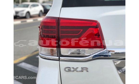 Acheter Import Voiture Toyota Land Cruiser Blanc à Import - Dubai, Marquesas Acheter Import Voiture Toyota Land Cruiser Blanc à Import - Dubai, Marquesas