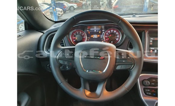 Acheter Import Voiture Dodge Challenger Noir à Import - Dubai, Marquesas Acheter Import Voiture Dodge Challenger Noir à Import - Dubai, Marquesas